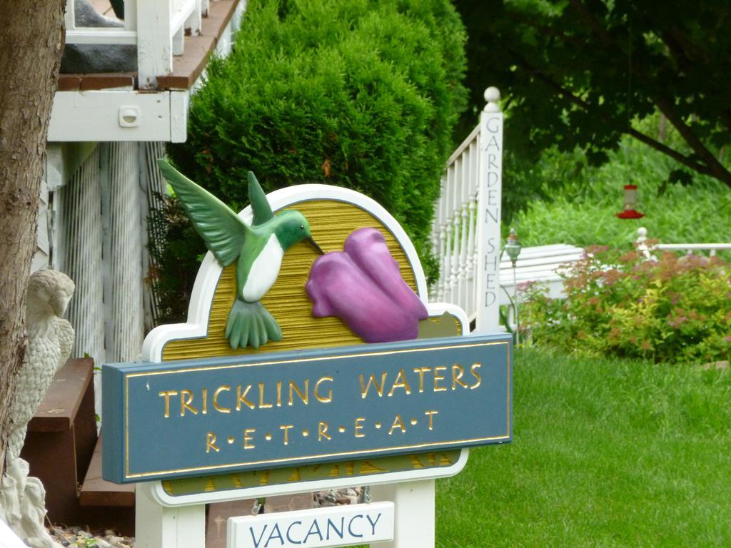 Trickling Waters Retreat Βίλα Marquette Εξωτερικό φωτογραφία