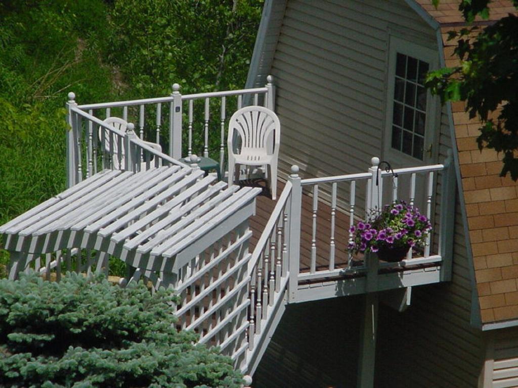 Trickling Waters Retreat Βίλα Marquette Δωμάτιο φωτογραφία